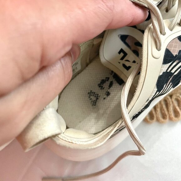 APL Streamline Low Top Running Sneakers Parchment Black Leopard Size 7 - Picture 13 of 14